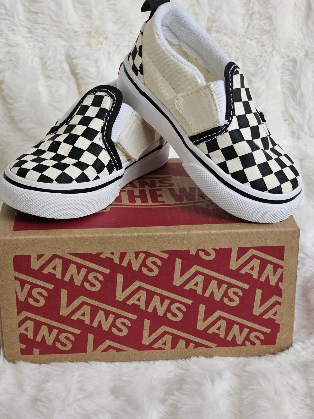 Vans Kids Classic Slip-On Checkerboard Shoes - Black & White